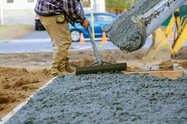 Best Decorative Concrete Services  in Crenshaw, MS